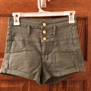 Refuge women's high-wasted shorts